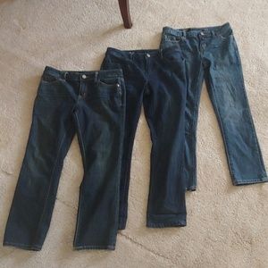 3 Pair Vera Wang Capri Size 4 Petite